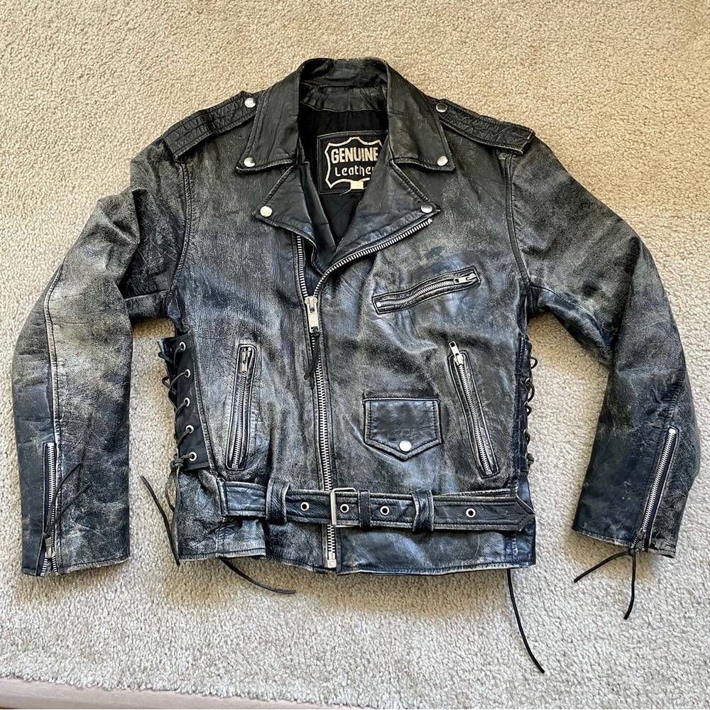 Vintage 1980’s Men’s Leather Motorcycle Jacket